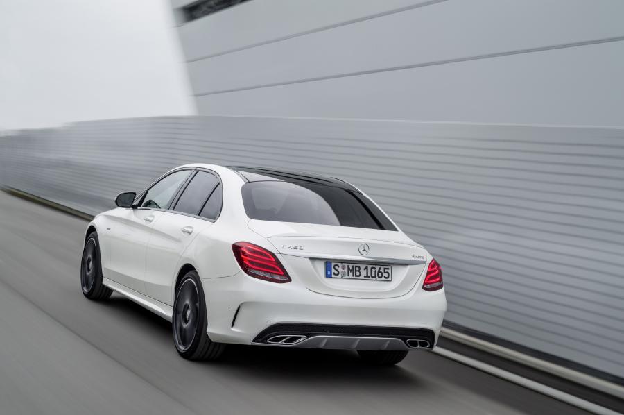  Mercedes-Benz C450 AMG Sport 2015 года  (фото 11 из 31)